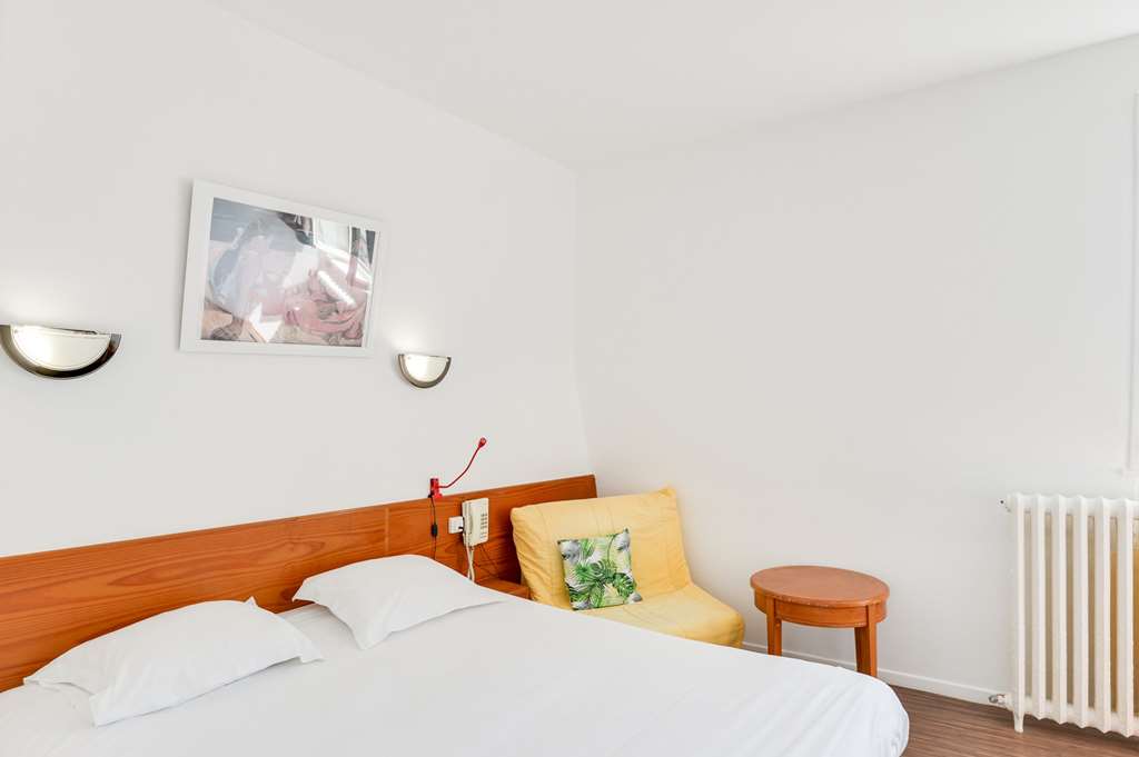 Brit Hotel Notre Dame — Valenciennes