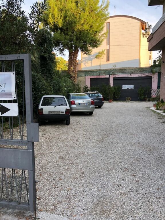 Gabbiano Bianco in San Benedetto Del Tronto, Italy