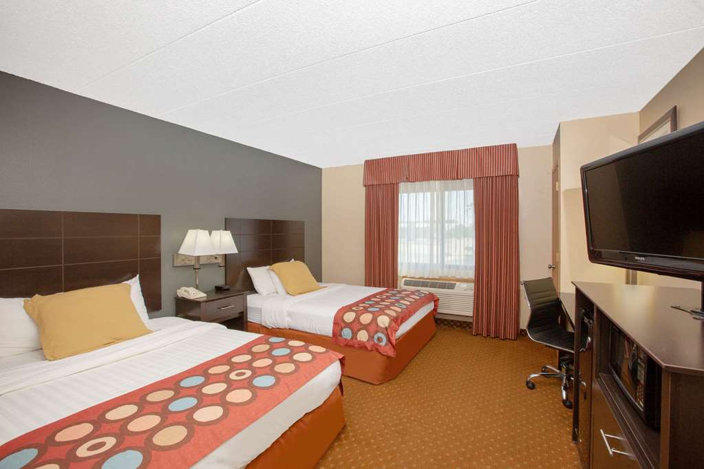 AmericInn by Wyndham Coralville - photo 10
