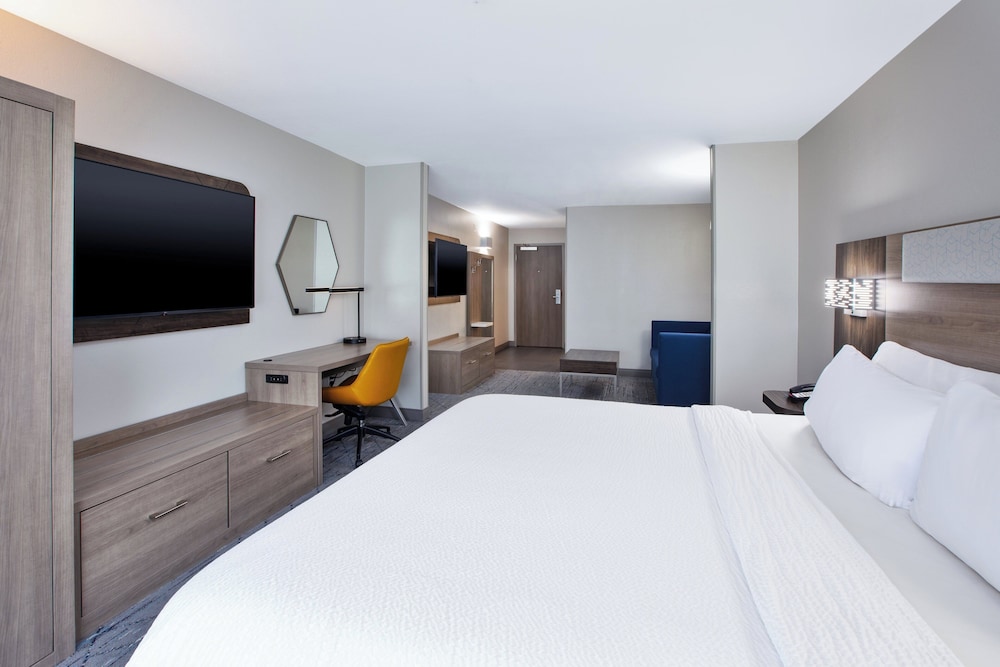 Holiday Inn Express & Suites W. Monroe by IHG - photo 20
