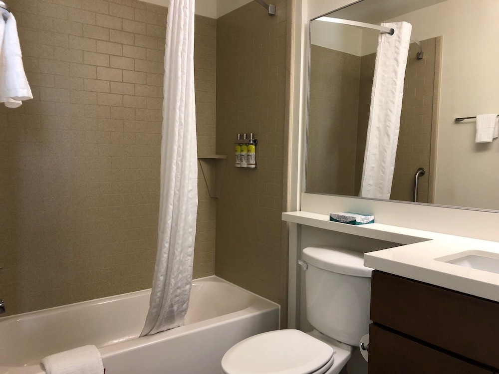 Candlewood Suites Houma by IHG - photo 20