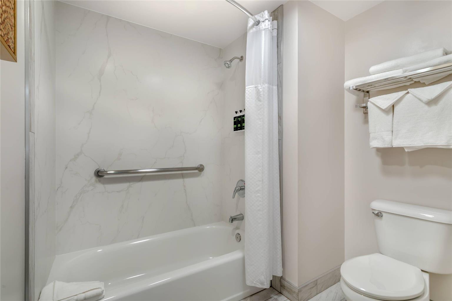 University Park Inn & Suites an Ascend Collection Hotel - photo 12