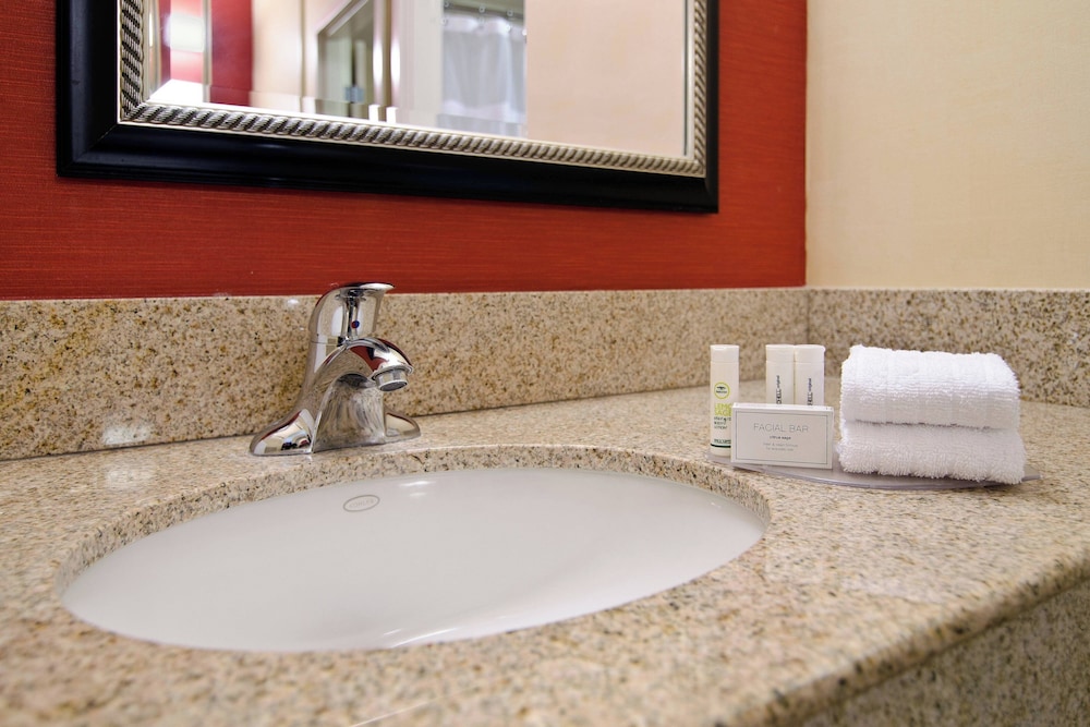 Courtyard by Marriott Albuquerque Airport - photo 11
