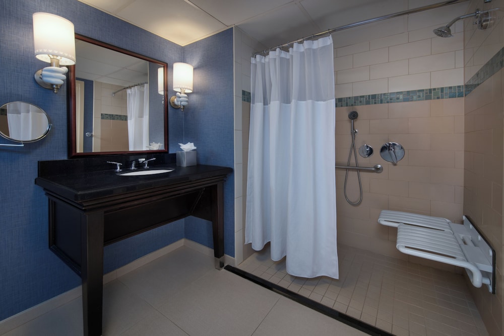 Disneyland Hotel - photo 42