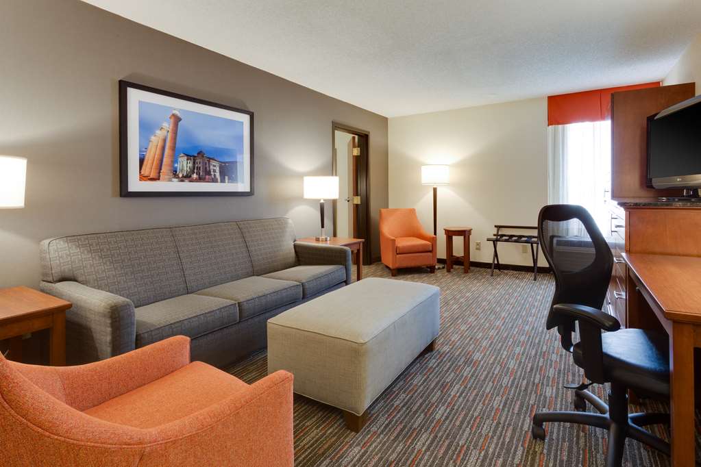 Drury Inn & Suites Columbia Stadium Boulevard - photo 7