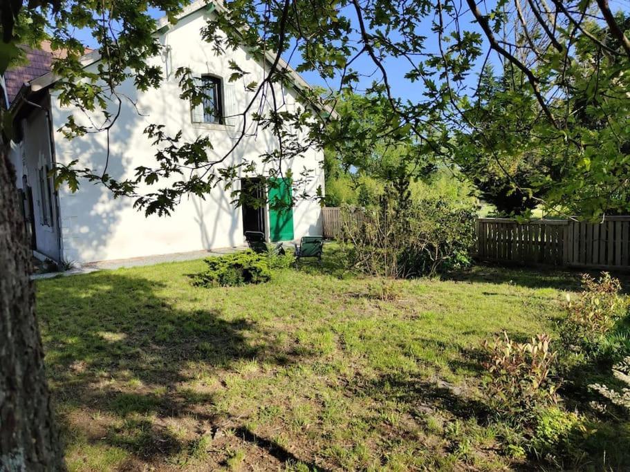 Appartement 4 6 Pers Jardin 6 Km de la Plage — 4-Star Luxury Hotel in Saint-Julien-En-Born, France