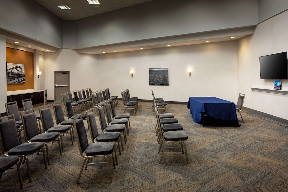 Hampton Inn & Suites Parker - photo 18