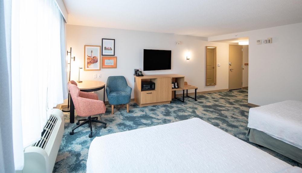 Hampton Inn Presque Isle Maine - photo 15
