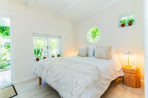 Peaceful Noordhoek Escape Near Beach and Village