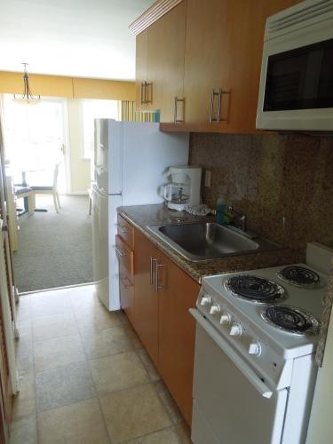 Royal Atlantic Beach Resort - photo 16