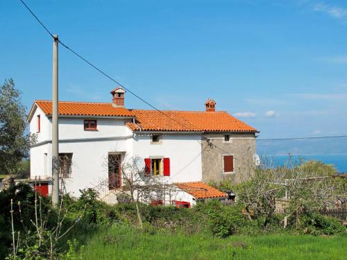 Crni — 4-Star Luxury Hotel in Drenje, Croatia