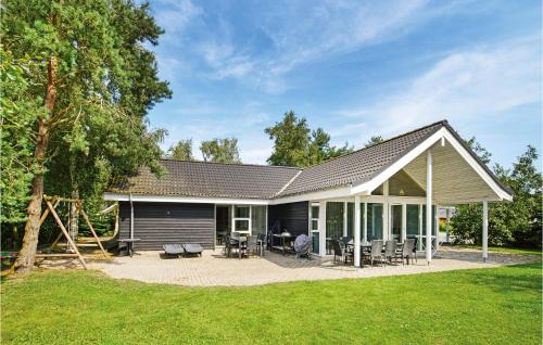 Beautiful Home In Væggerløse With Sauna — 4-Star Luxury Hotel in None, Denmark