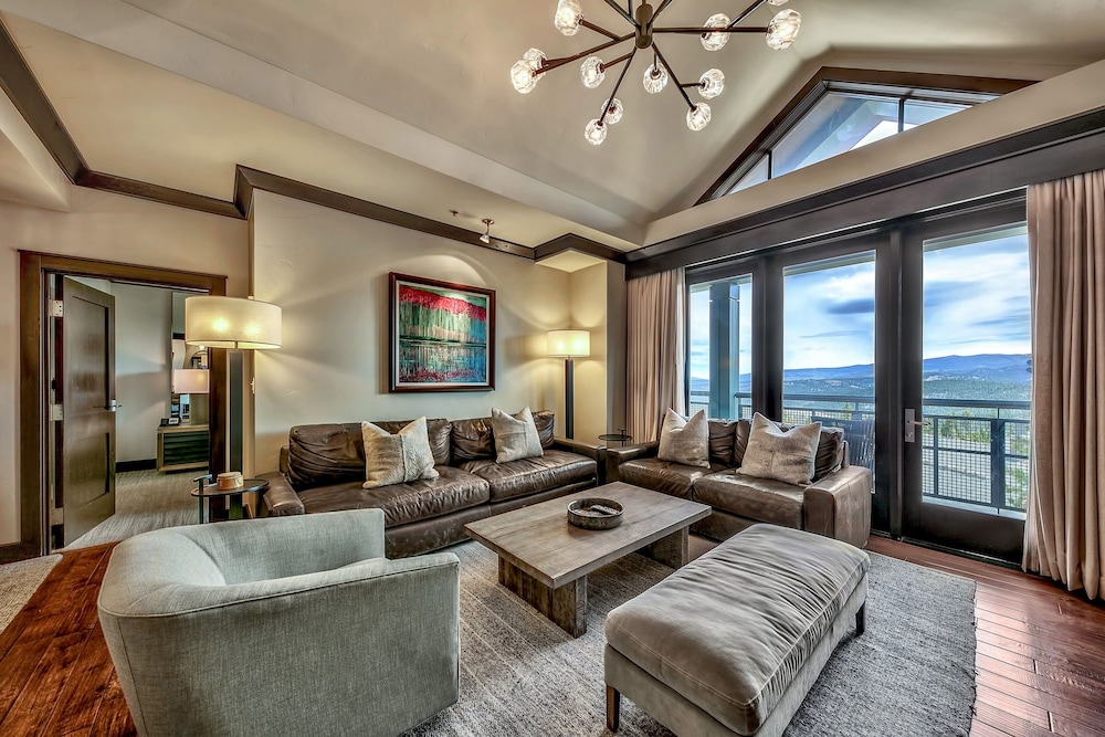 Constellation 4204 4 Br Condo — 4-Star Luxury Hotel in Truckee, United States
