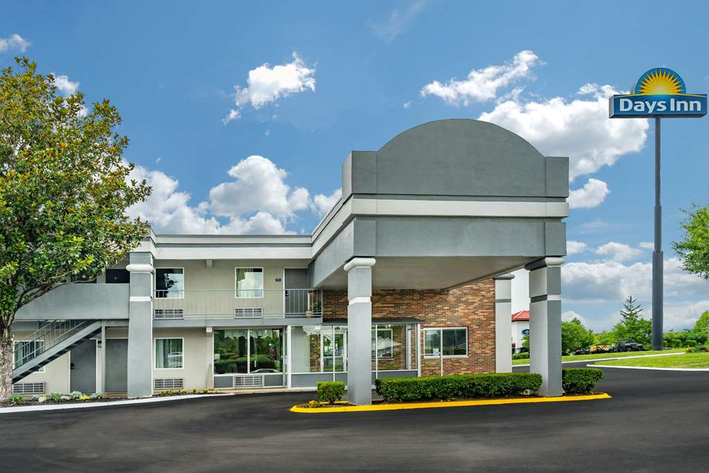 Days Inn by Wyndham Clarksville TN - photo 4