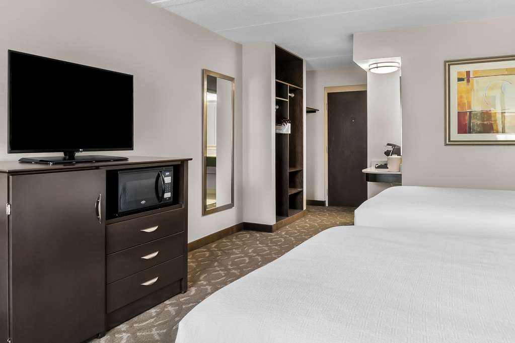 Best Western Okemos East Lansing Hotel & Suites - photo 37