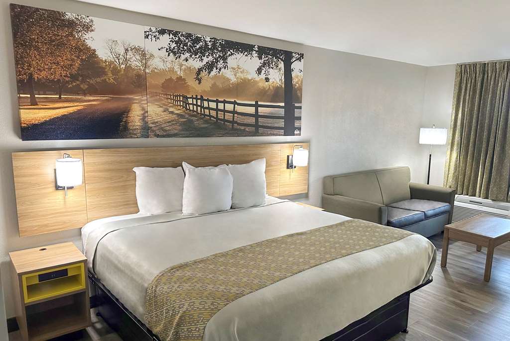 Days Inn & Suites by Wyndham Opelousas - photo 14