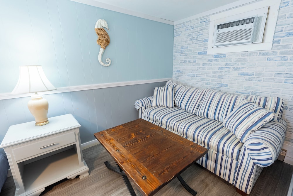 Janmere Motel - photo 51