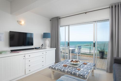 Pebble Beach 1 — 4-Star Luxury Hotel in Ballito, South Africa
