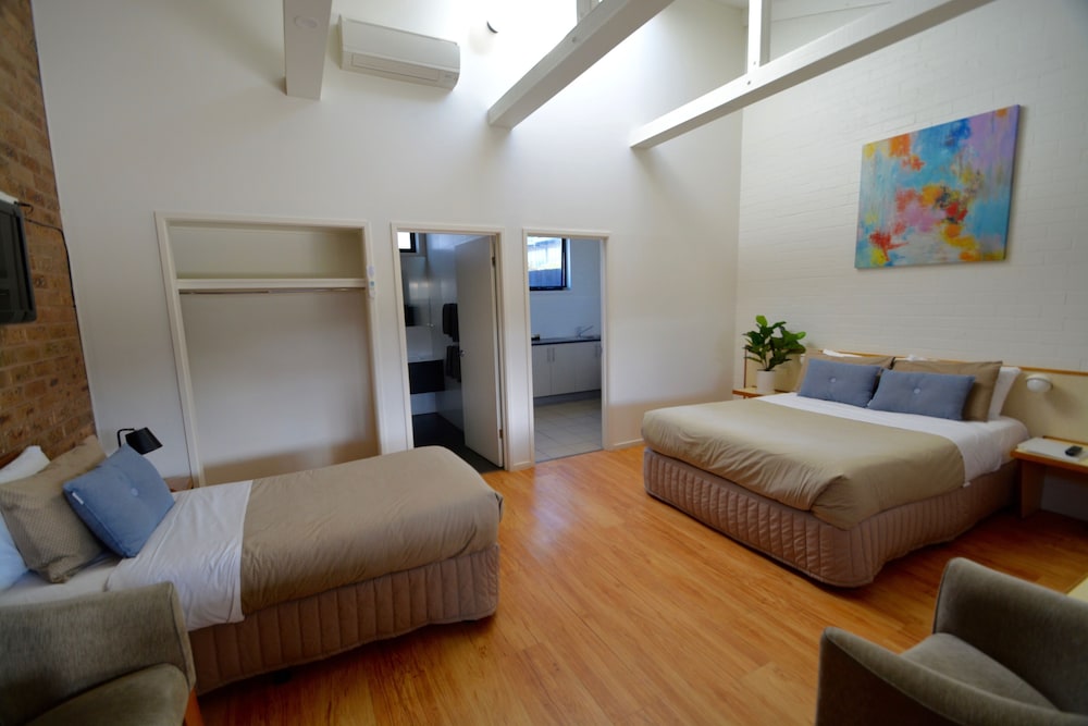 Beachfront Motel — Apollo Bay — photo 3