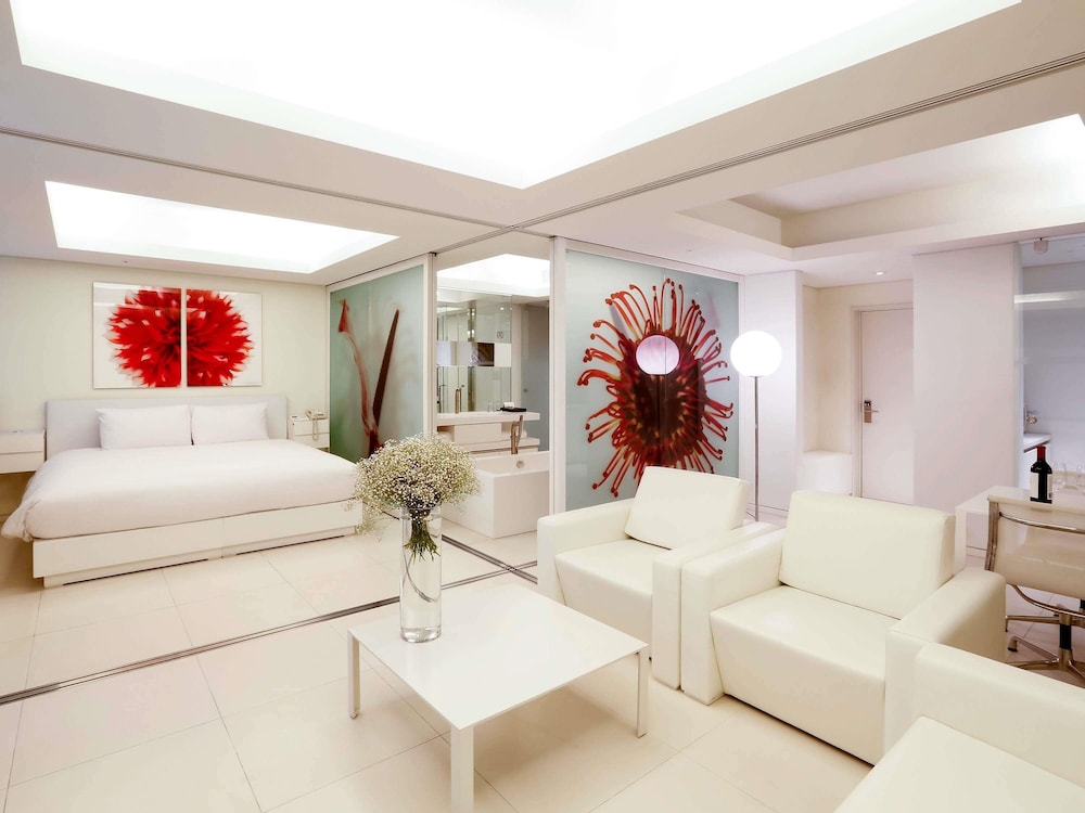 Grand Mercure Ambassador Changwon — 5-Star Luxury Hotel in Changwon, South Korea