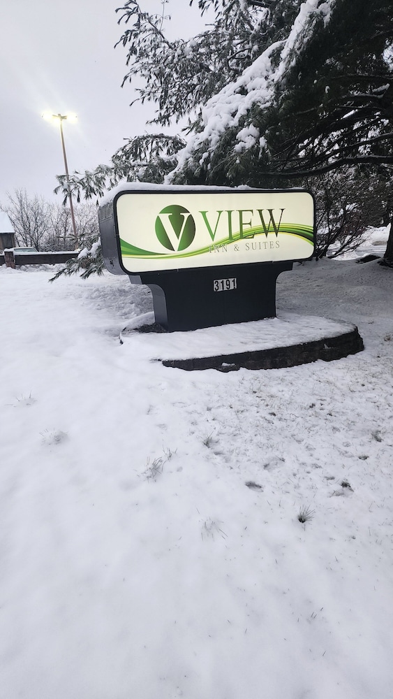 The View Inn & Suites - photo 40