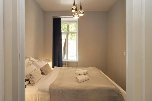 Charming 2BR Apartment in OldTbilisi