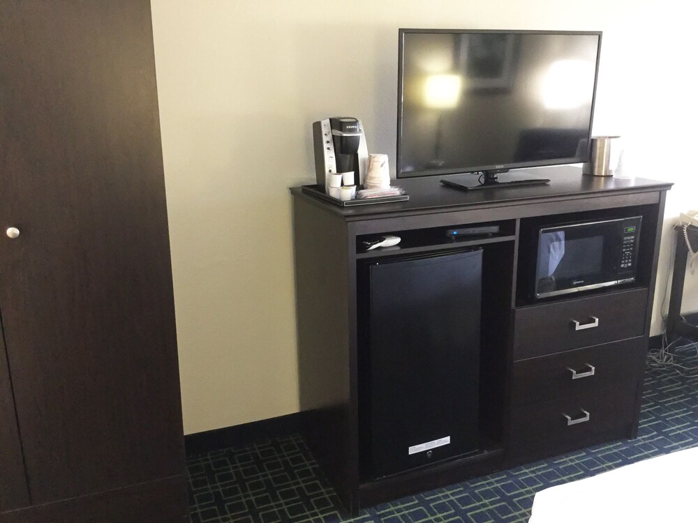 Best Western Charleston - photo 16