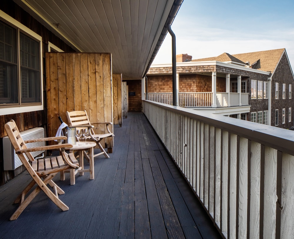 Faraway Sag Harbor - photo 11
