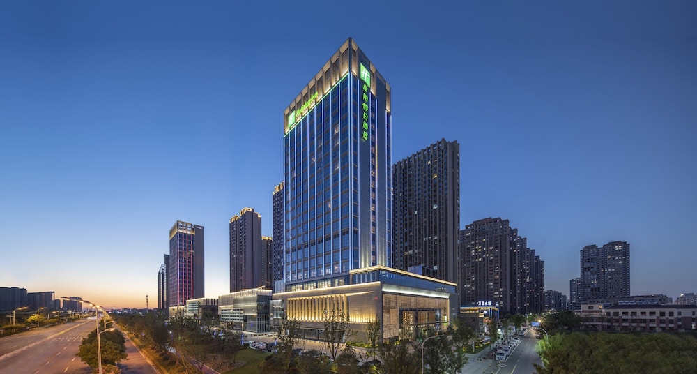 Holiday Inn Fuyang by IHG in Fuyang, People's Republic of China