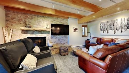 Timberline Condominiums 3 Bedroom Premier Unit B1A — 4-Star Luxury Hotel in Snowmass Village, United States