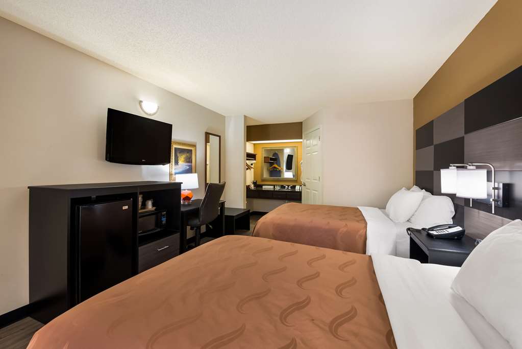 Quality Inn Johnson City I 26 exit 17 - photo 5