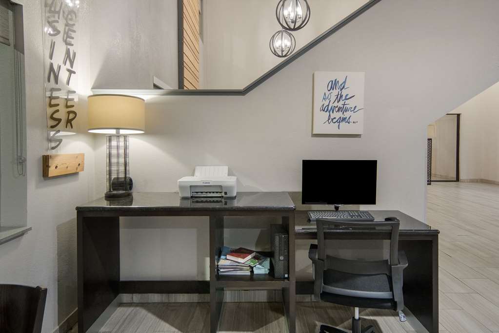 Quality Inn & Suites Roanoke Fort Worth North - photo 40