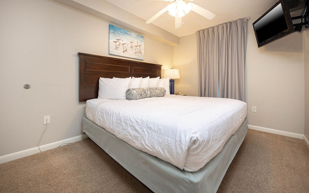 Phoenix All Suites West Hotel 403 1 Bedroom Condo - photo 3