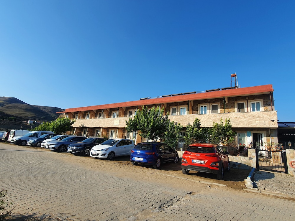 Gokceada Batihan Hotel — 4-Star Luxury Hotel in Gokceada, Turkey