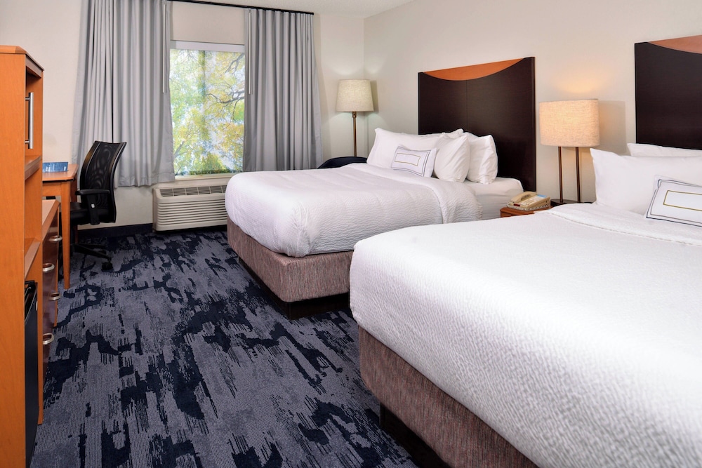 Fairfield Inn & Suites by Marriott Beloit - photo 8