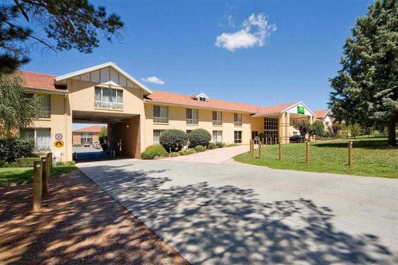 ibis Styles Canberra — hotel near Canberra Airport