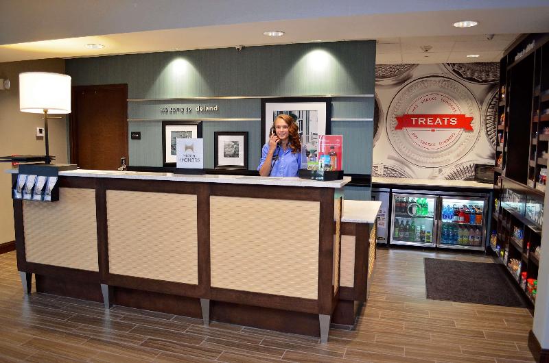 Hampton Inn & Suites Deland - photo 5
