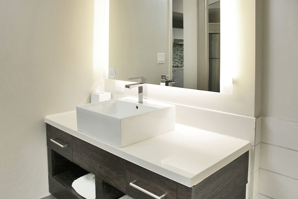 Element Miami Doral - photo 29