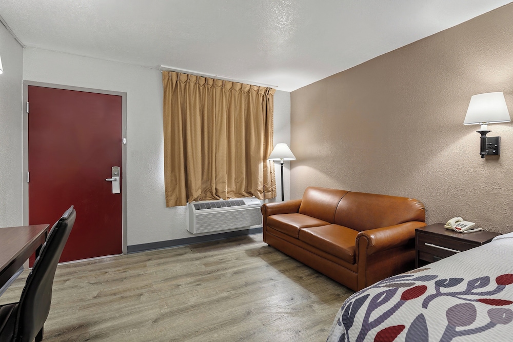 Red Roof Inn Wilmington NC - photo 11