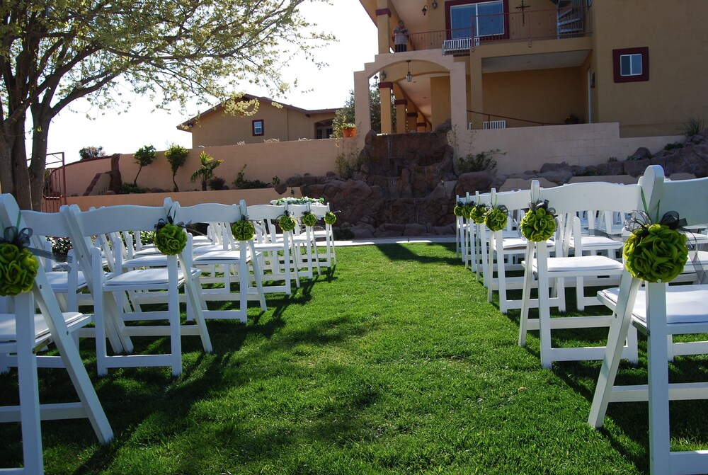 Dream Manor Inn - photo 58