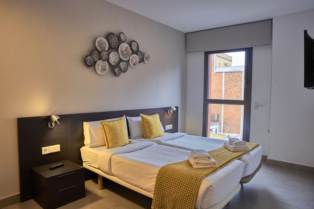 Bonavista Apartments Virreina — 4-Star Luxury Hotel in Barcelona, Spain