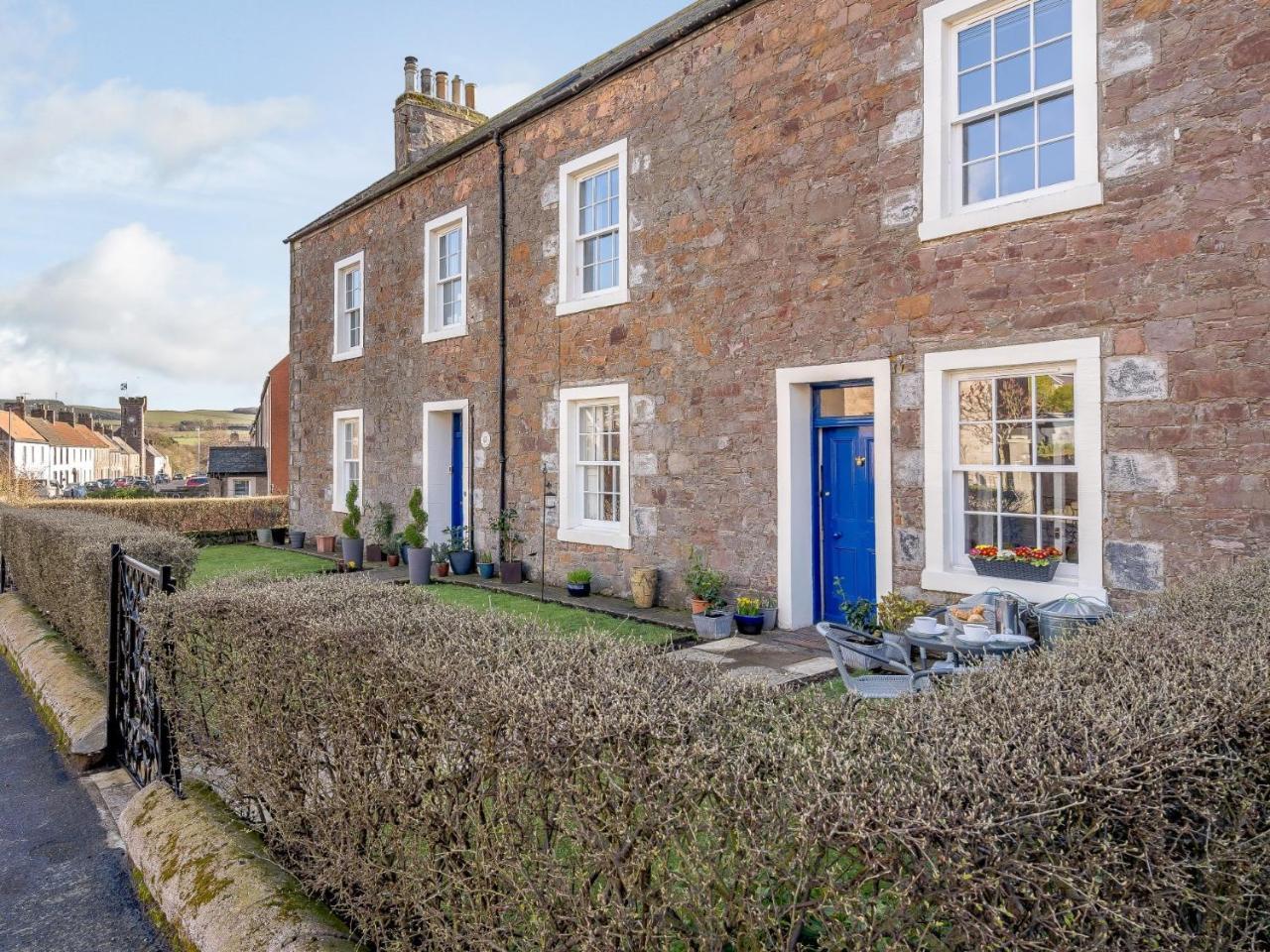 2 Bed in Ayton 77427 - last minute hotel in Unknown City