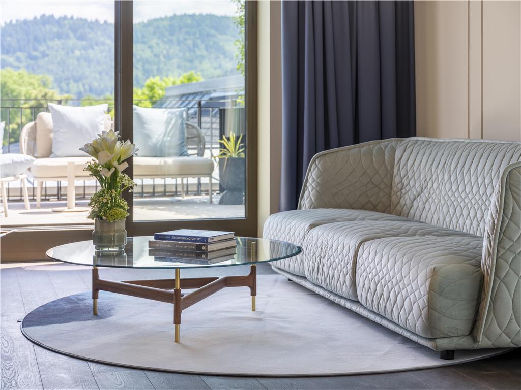 ICONS EHBB rooms Executive Corner Suite