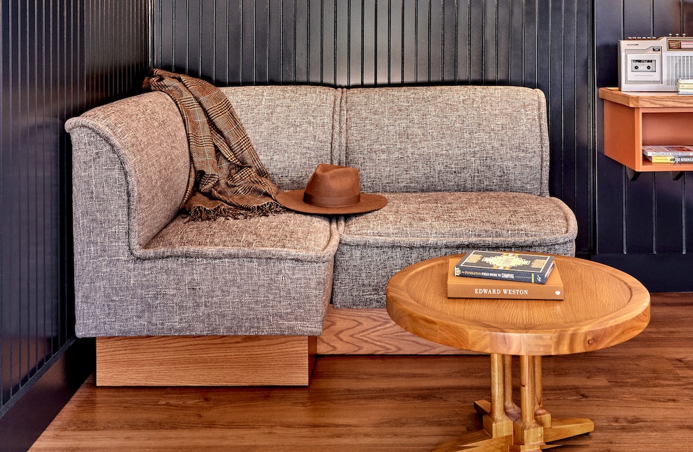 High Country Motor Lodge Near NAU Downtown - photo 16