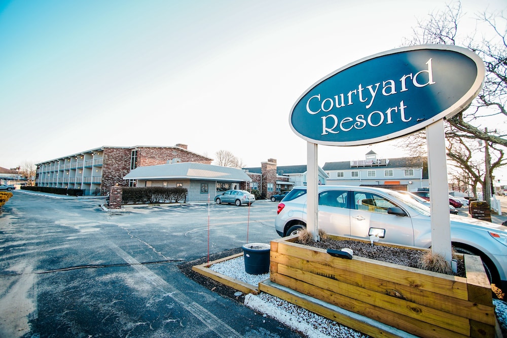 Courtyard Resort in Hyannis, United States