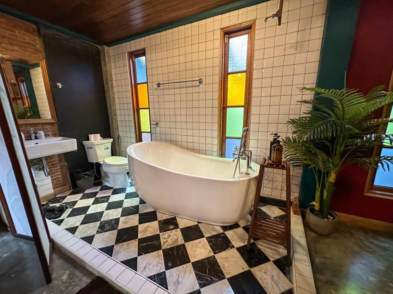 T House BKK 2Floors near BTS with swimming pool and free Wifi