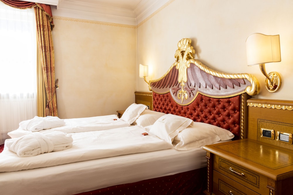 Cityhotel Goldener Adler B&B — Chiusa — photo 5