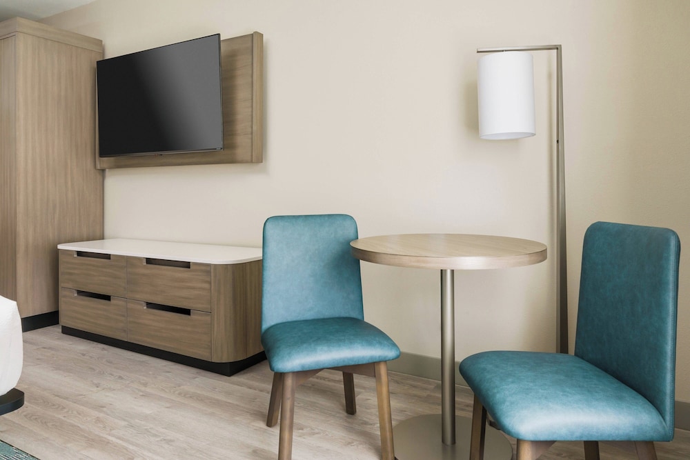 Fairfield Inn & Suites by Marriott Marathon Florida Keys - photo 12