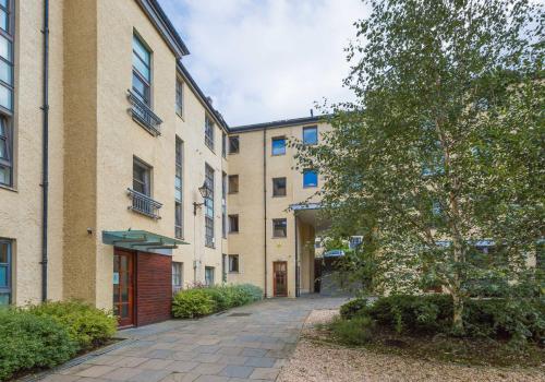 Old Tolbooth Wynd 388 — 4-Star Luxury Hotel in Edinburgh, United Kingdom