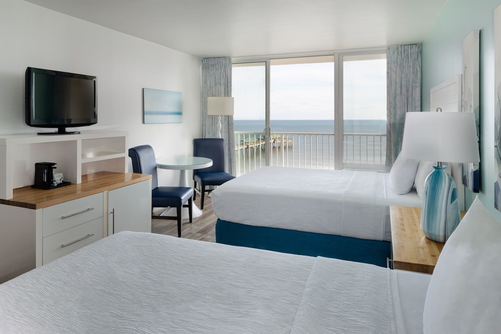 Tides Folly Beach Charleston's Oceanfront Hotel - photo 8